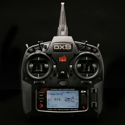 DX9 (Black Edition avec malette alu, sangle et AR9020) - Spektrum
